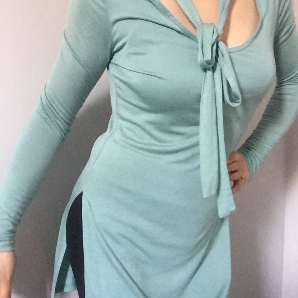 Bowknot mint blue split hem long sleeve top